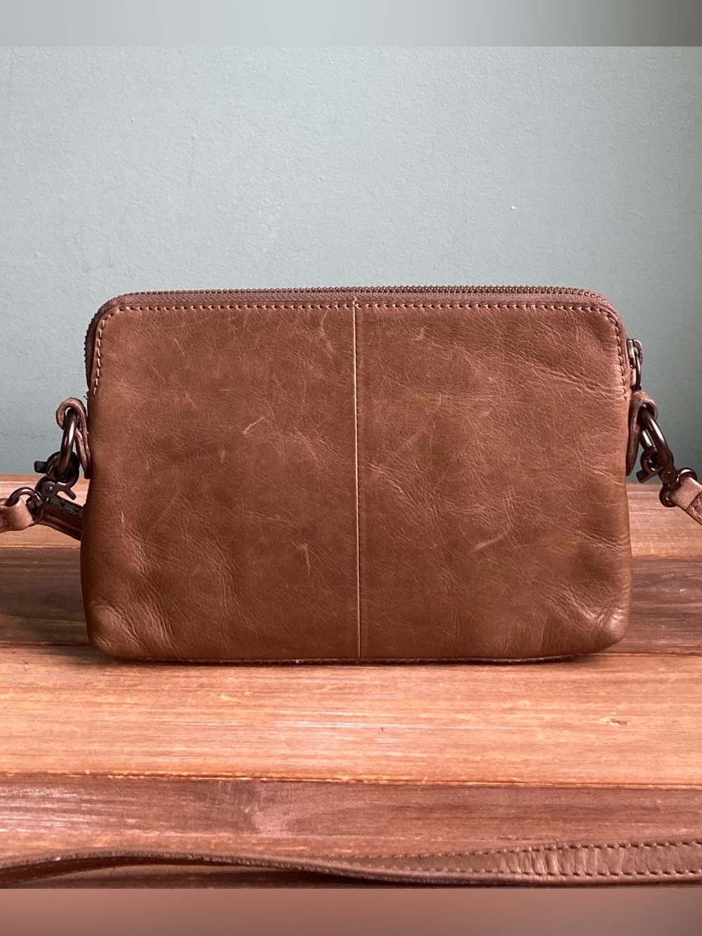 Frye Melissa Pull Up Leather Crossbody Bag - Picture 5 of 6